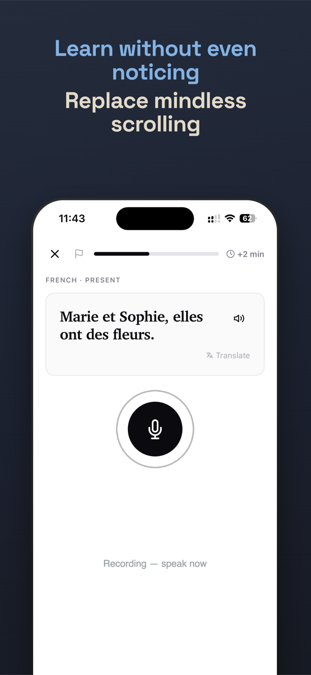 A French speaking exercise asking you to read a sentence aloud into the microphone.